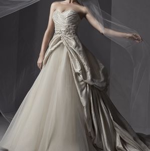 Maggie Sottero gown